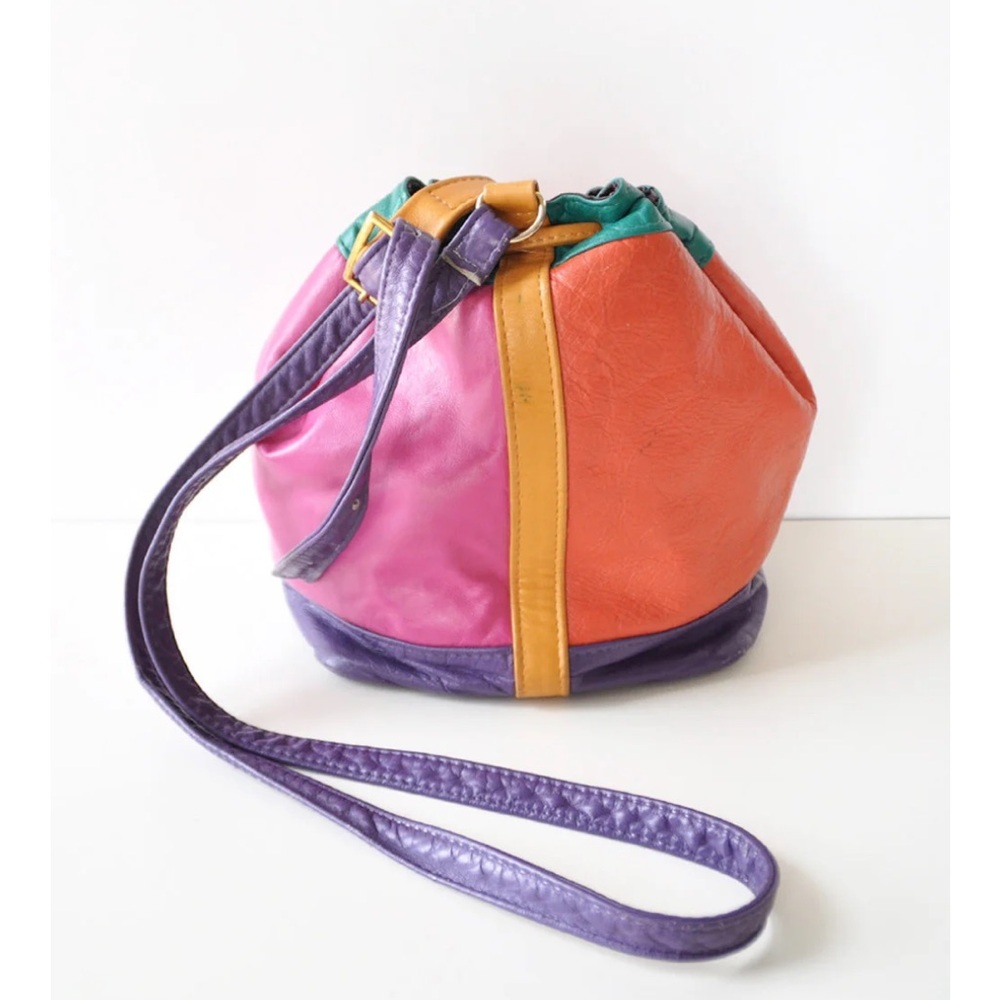 VTG NOBLE handbag inc genuine leather Colourful Bucket med Bag . made in USA